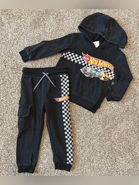 Hot Wheels Toddler Black Jogger Pants Hoodie Outfit Racing 2T Checkered Unisex
